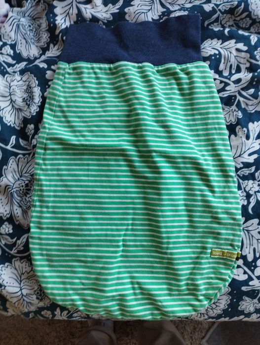 Детски космонавт и чувал