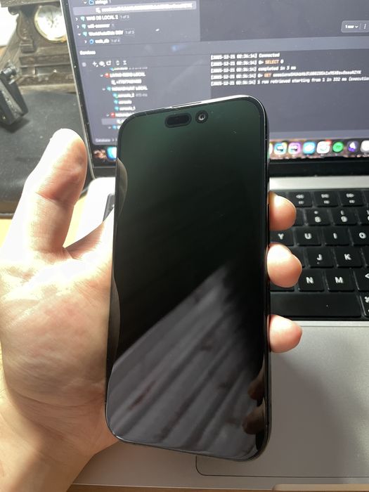 Iphone 15 pro black titanium 256gb ref