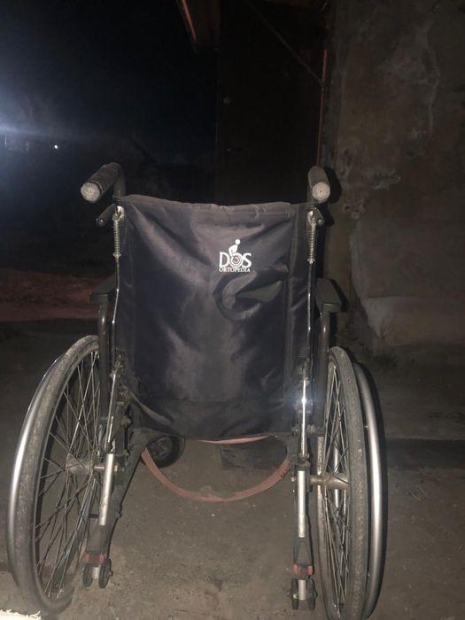Продаю коляску инвалидную