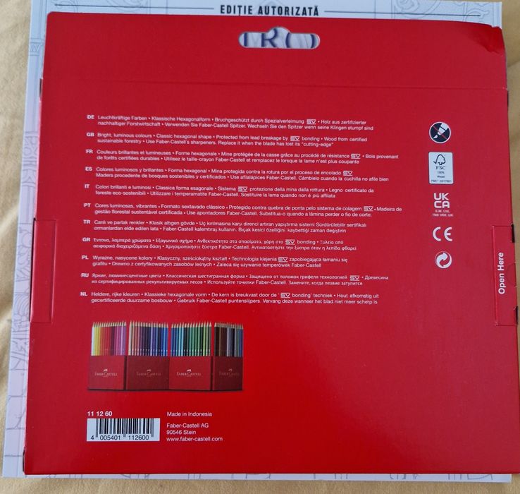 Pachet carte colorat Game of Thrones si creioane Faber-Castell