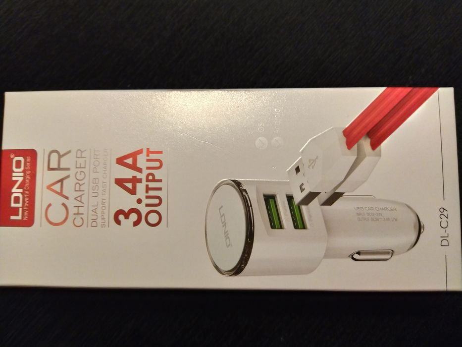 Încărcător auto 2 intrări usb laterale