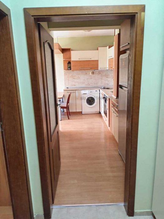 Дава се под наем Тристаен апартамент в Стара Загора, Център - 78 кв.м за 400 € - Снимка #11