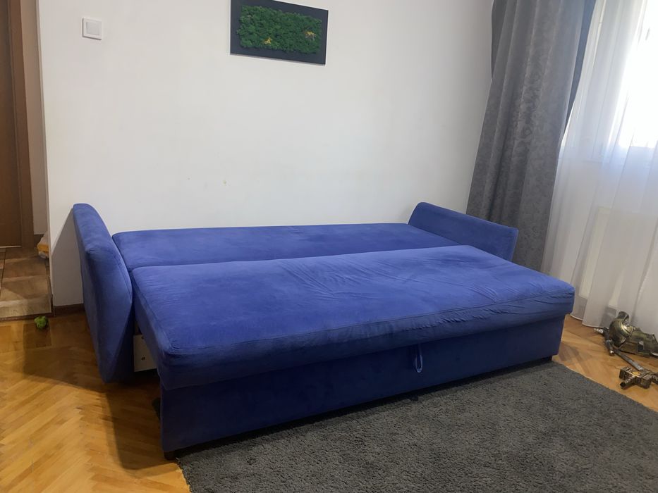Canapea extensibila cu lada de depozitare