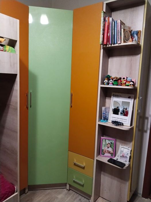 Продам двухярустную кровать