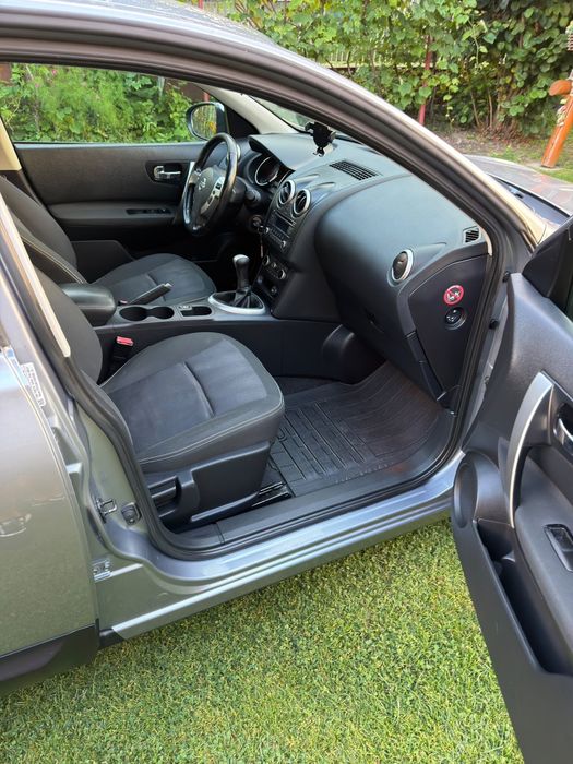 Vand Nissan Qashqai 1.6Benzina