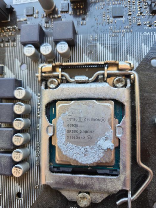 Метеринская плата Asus b250 mining expert  + процессор