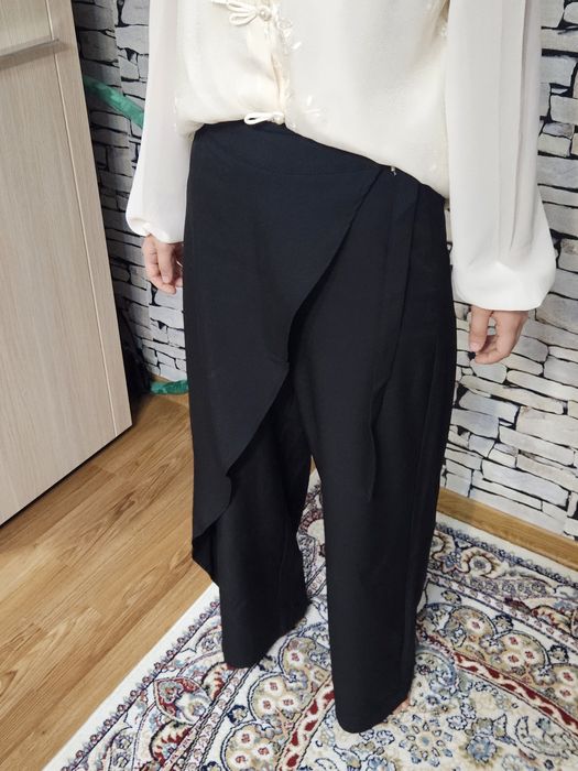 Чёрные брюки продаю