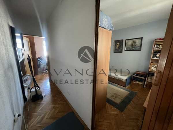 Продава се Тристаен апартамент в Пловдив, Център - 90 кв.м за 1889 €/кв.м - Снимка #11