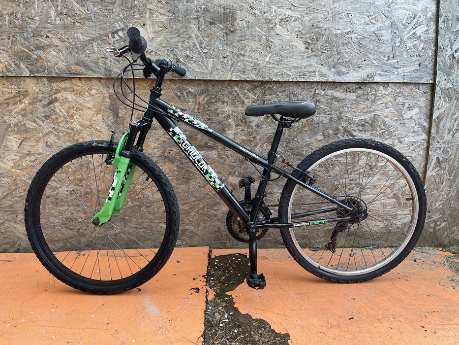 Bicicleta apollo gridlock roti 24”