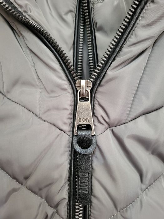 Дамско зимно яке DKNY