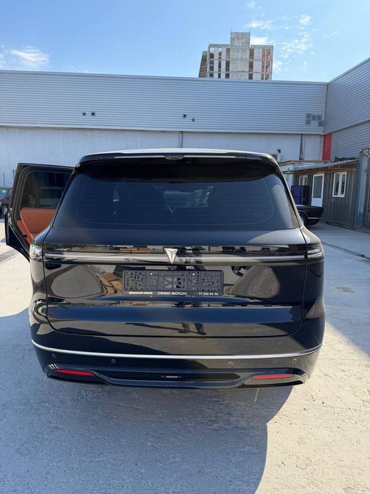 Deepal S09. Ultra. Li 9 AITO M9. Denza N9. Leapmotor c16 o'rniga.