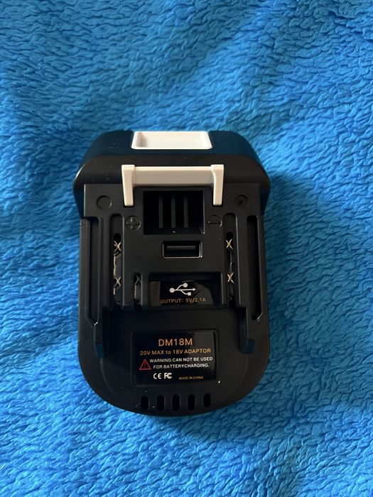 Лед лампа/led light за батерия dewalt/makita 90W JCB, батерии замакита