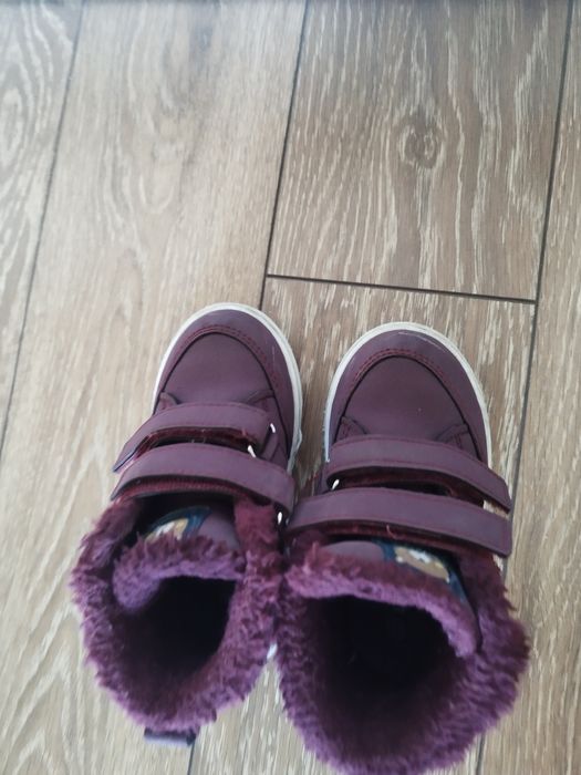 Детски обувки номер 23