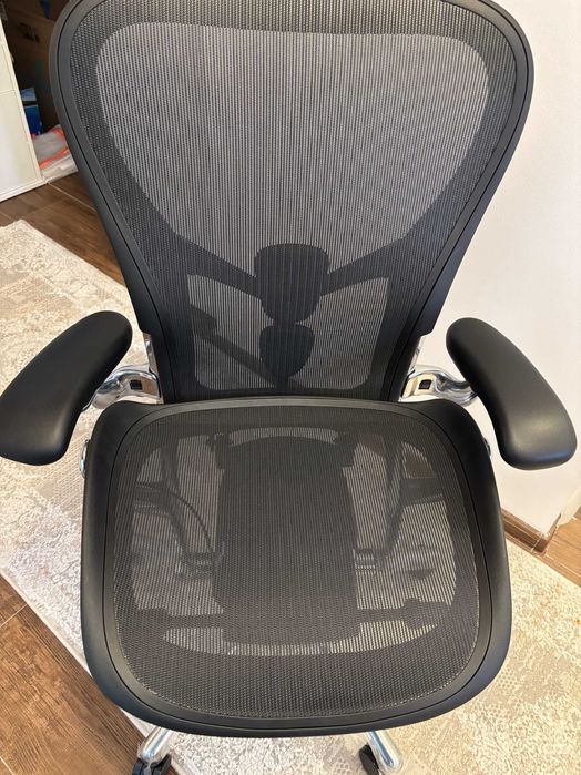 Scaun Herman Miller Aeron Remastered- aluminiu- marime C- full options