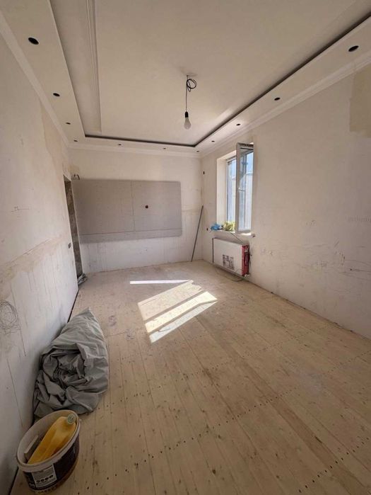 Buxoroda 7- mikkrayonda arzon narxda 2 xonali kvartira #kod283