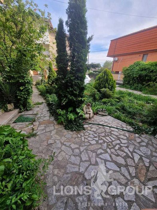 Дава се под наем Едностаен апартамент в Варна, м-т Траката - 35 кв.м за 298.35 € - Снимка #5