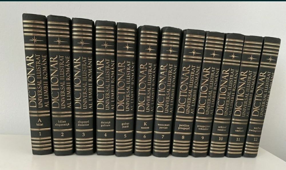 Vand set Dictionar universal ilustrat 12 volume, noi