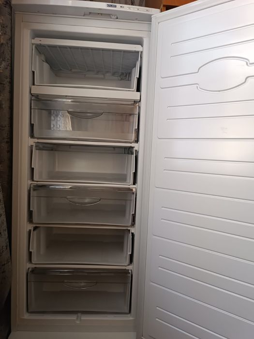 Морозильная камера Атлант 240л.