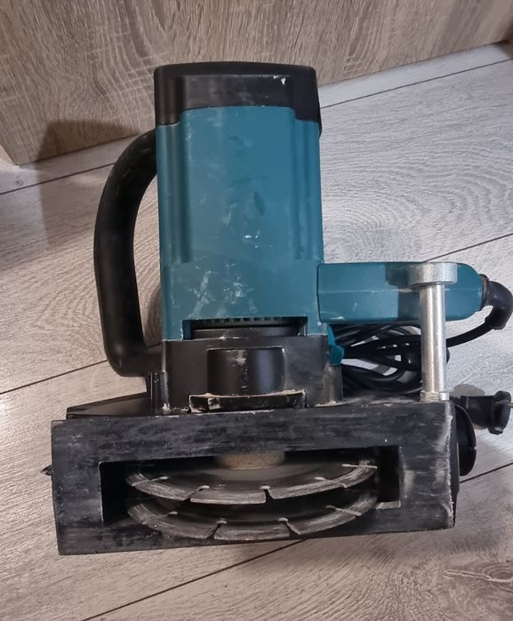 Стенорез Vonroc 1700w