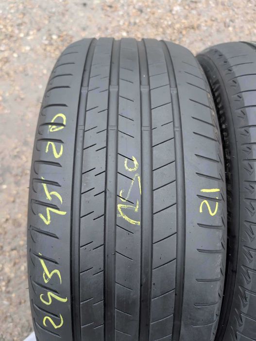 SET 4 Anvelope Vara 245/45 R20 + 275/40 R20 BRIDGESTONE Alenza 001 (BMW Original) - Runflat