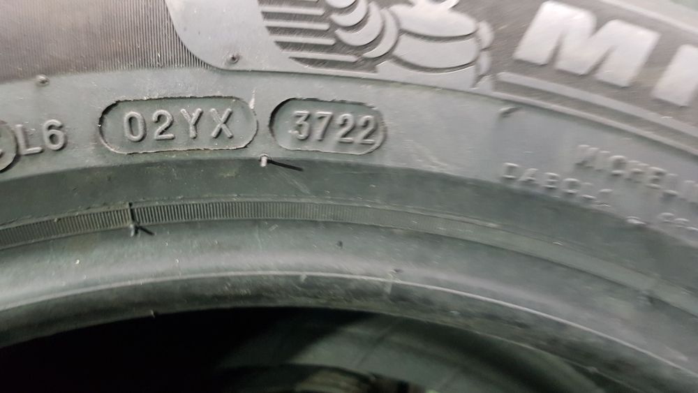 Anvelope 2x215 55 18 michelin iarna dot 22 mm 4.7