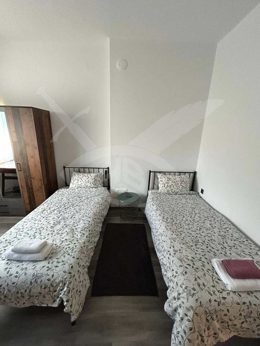 Продава се Тристаен апартамент в Варна, Гръцка махала - 105 кв.м за 9 €/кв.м - Снимка #5