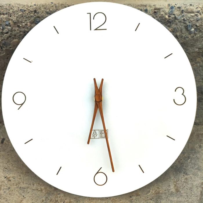 Новые настенные часы