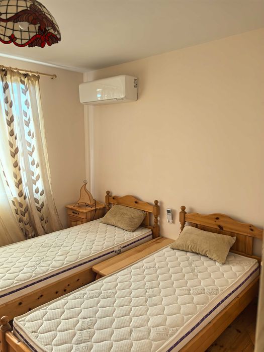 Дава се под наем Къща в Русе, Център - 130 кв.м за 612 € - Снимка #4