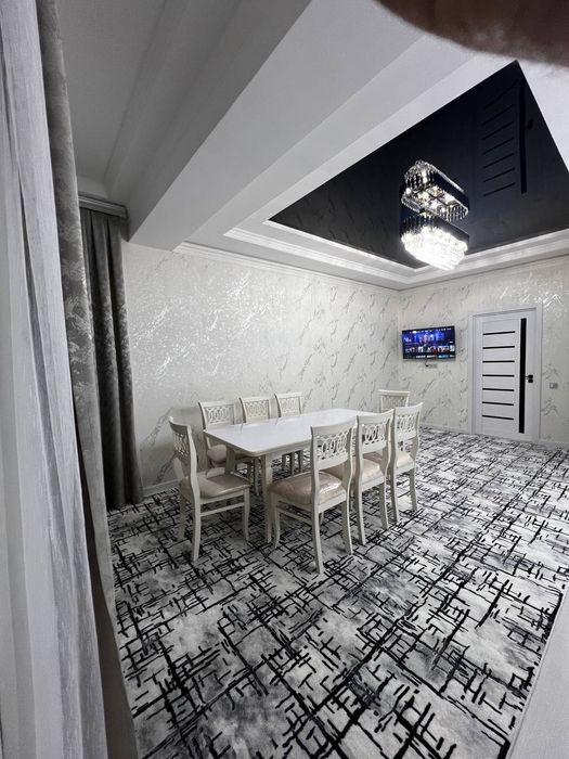 Сдаётся двух комнатная квартира