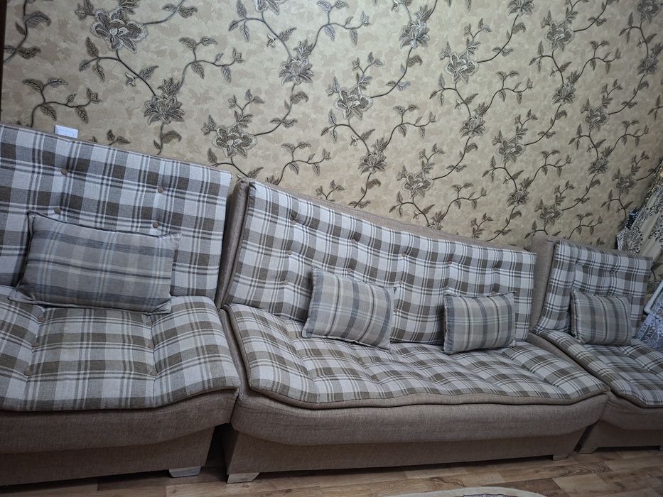 Продам диван и кресло