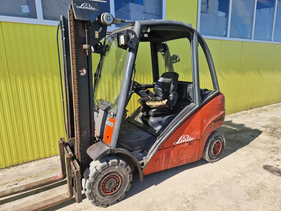 Мотокар Linde H20D – 2 тона – Side Shift – Контейнерна мачта