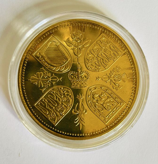 Монета - Замъка Уиндзор (Windsor Castle) 2013