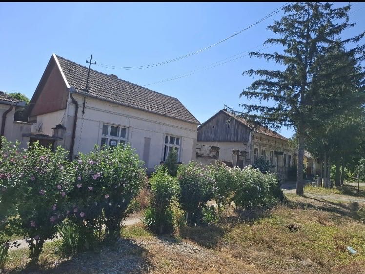 Casa de vanzare