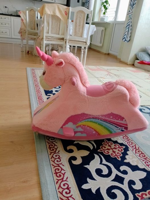 Продам детскую лошадка