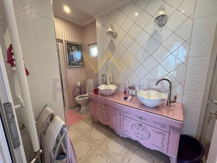 Къща в Варна-м-т Акчелар