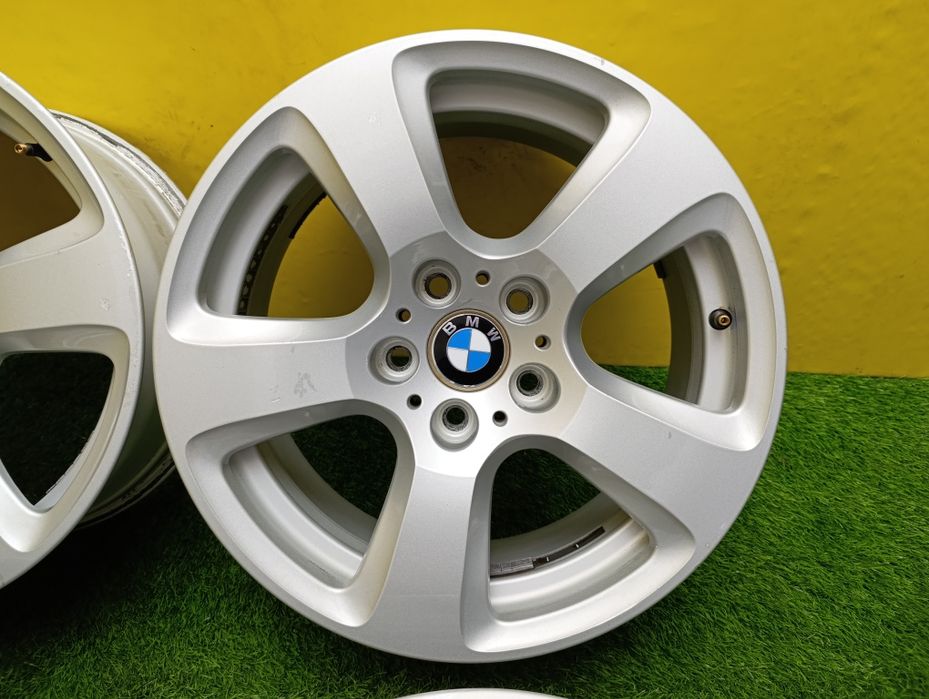 Диски R17 5×120 (Стиль 243) на BMW E39, E38, E34