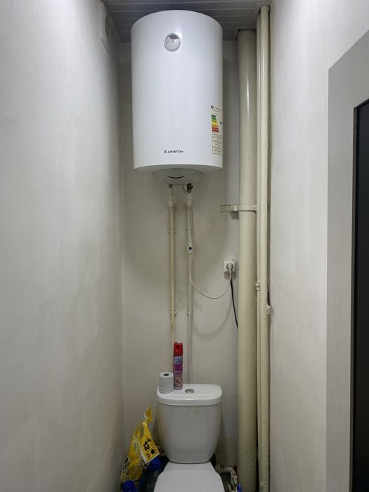 3 xonali uy sotiladi.