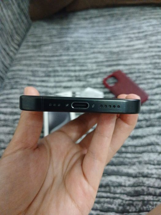 Продам iPhone 15 Pro