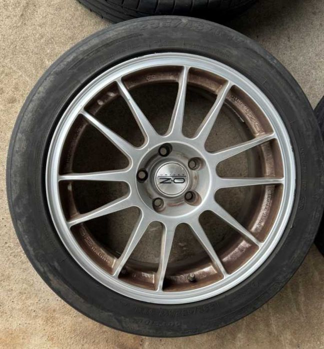 OZ Racing Superleggera - 8x17 / 5x112