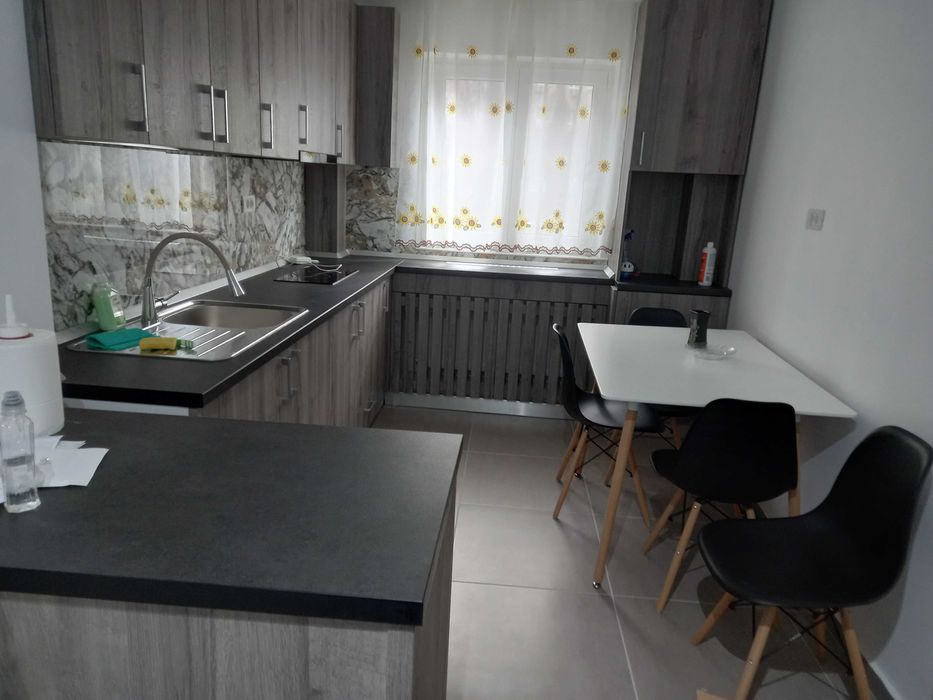 Apartament de inchiriat