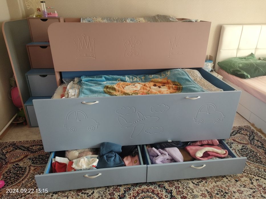 Детская кровать двухъярусная