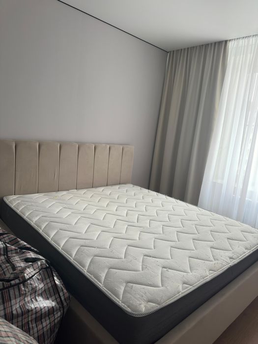 Продам спальный гарнитур