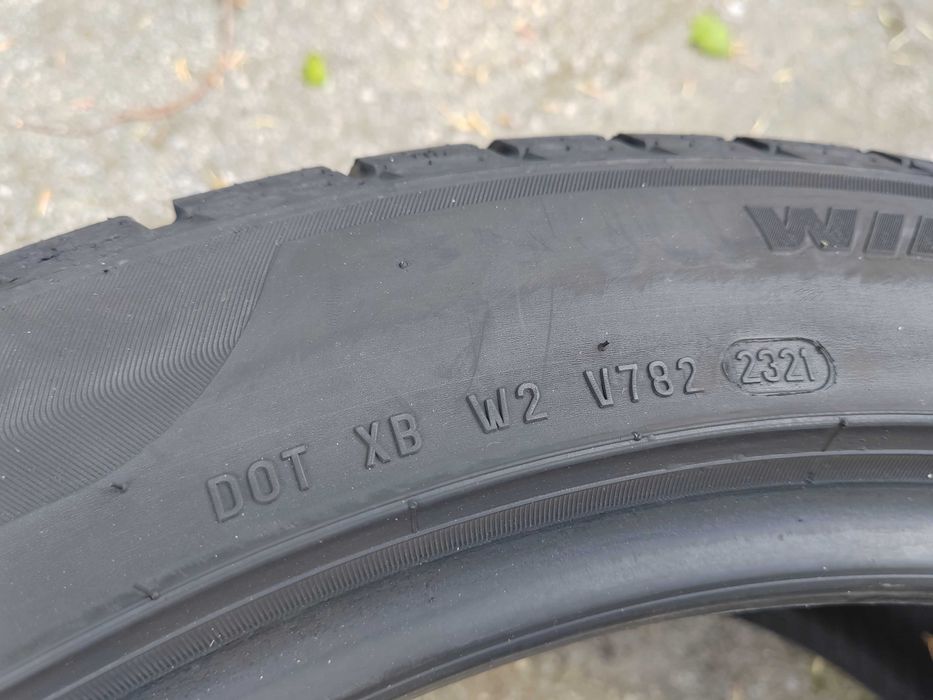 245/45/19 1бр.Pirelli Зимна Гума