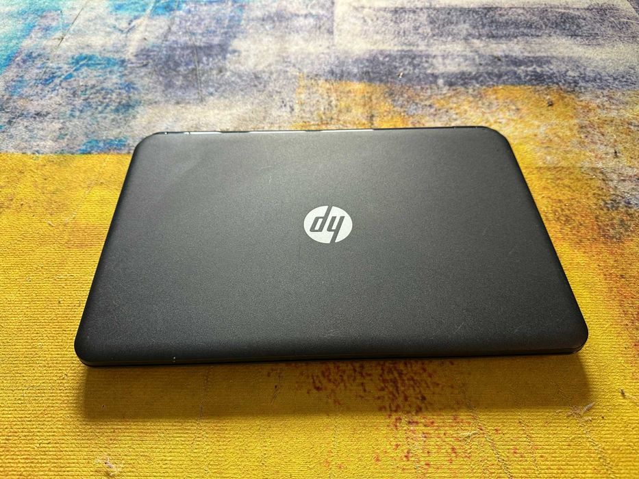 laptop Hp 250 g3. 4 gb , hdd 500gb, windows complet