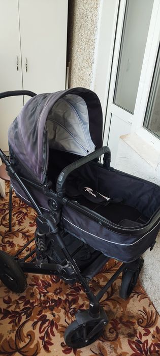 Коляска 10000 тенге