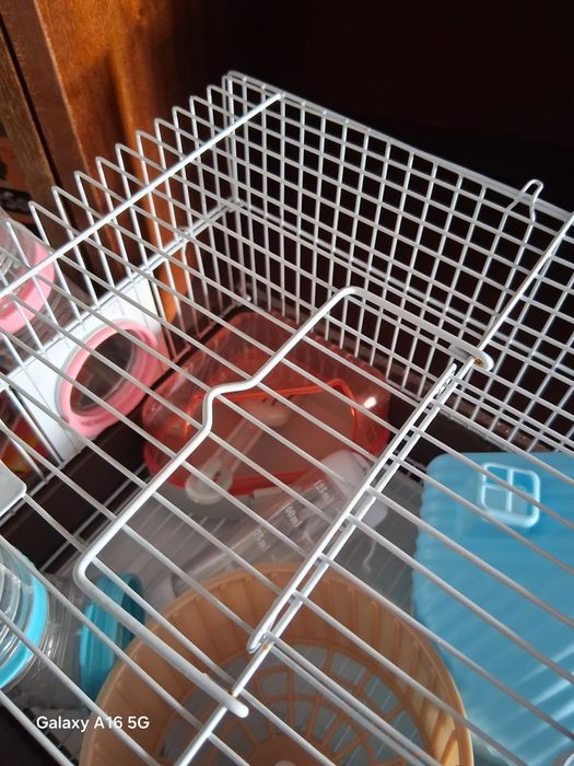 Употребявана клетка за хамстери