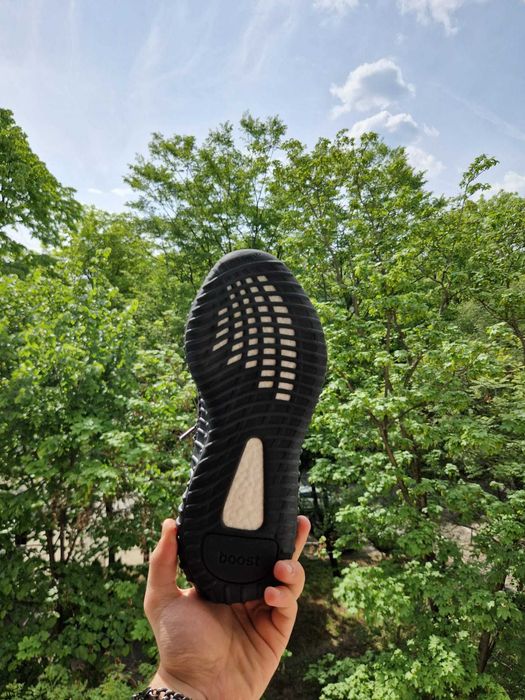 Yeezy Static Black 350 V2 + Cadou