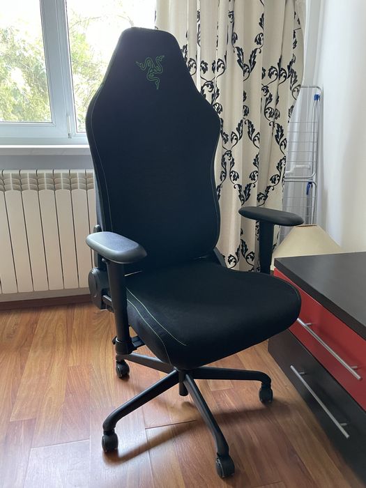 Scaun Gaming Razer iskur v2 Black