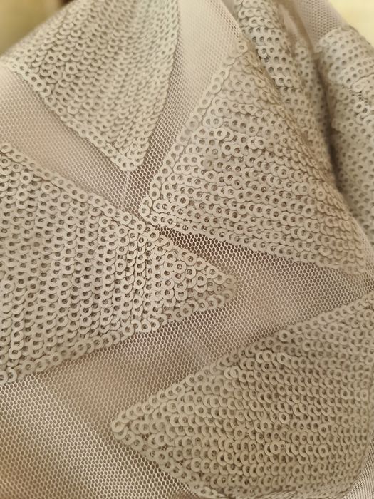 Продам шикарное вечернее платье