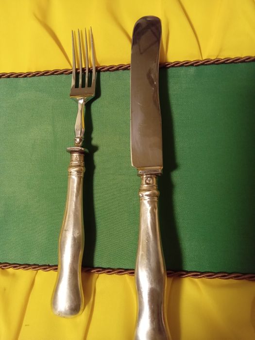 Set tacâmuri argint.